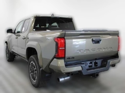 Toyota Tacoma 4WD TRD Sport Double Cab 6' Bed AT (Natl) 2026