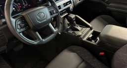 Toyota Tacoma 4WD SR5 Double Cab 6' Bed AT (Natl) 2026