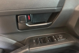 Toyota Tacoma 4WD SR5 Double Cab 6' Bed AT (Natl) 2026