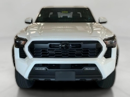 Toyota Tacoma 4WD TRD Off Road Double Cab 5' Bed AT (Natl) 2026