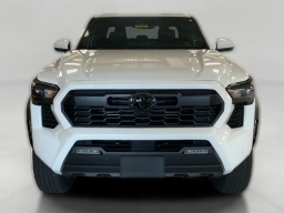 Toyota Tacoma 4WD TRD Off Road Double Cab 5' Bed AT (Natl) 2026