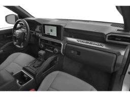 Toyota Tacoma 4WD SR5 Double Cab 6' Bed AT (Natl) 2026