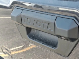 Toyota Tacoma 4WD TRD Off Road Double Cab 6' Bed AT (Natl) 2026