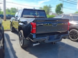 Toyota Tacoma 4WD TRD Sport Double Cab 6' Bed AT (Natl) 2026