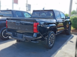Toyota Tacoma 4WD TRD Sport Double Cab 6' Bed AT (Natl) 2026