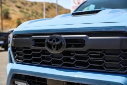 Toyota Tacoma 4WD TRD Sport Double Cab 6' Bed AT (Natl) 2026