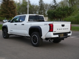 Toyota Tacoma 4WD TRD Off Road Double Cab 6' Bed AT (Natl) 2026