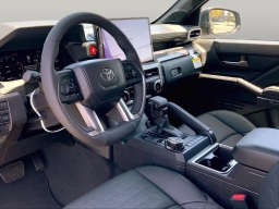 Toyota Tacoma 4WD TRD Off Road Double Cab 6' Bed AT (Natl) 2026