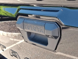 Toyota Tacoma 4WD TRD Off Road Double Cab 6' Bed AT (Natl) 2026