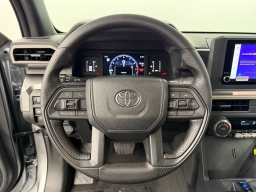 Toyota Tacoma 4WD SR5 Double Cab 6' Bed AT (Natl) 2026