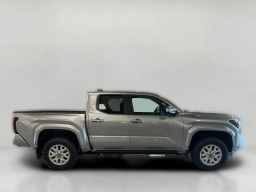 Toyota Tacoma 4WD SR5 Double Cab 5' Bed AT (Natl) 2026