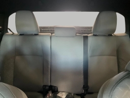 Toyota Tacoma 4WD SR5 Double Cab 5' Bed AT (Natl) 2026