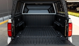 Toyota Tacoma 4WD SR5 Double Cab 6' Bed AT (Natl) 2026