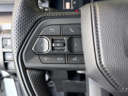 Toyota Tacoma 4WD SR5 Double Cab 6' Bed AT (Natl) 2026