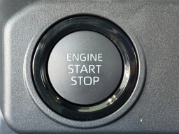 Toyota Tacoma 4WD SR5 Double Cab 6' Bed AT (Natl) 2026