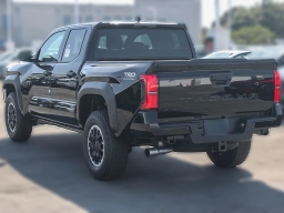 Toyota Tacoma 4WD TRD Off Road Double Cab 6' Bed AT (Natl) 2026