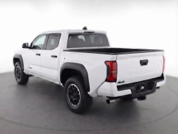 Toyota Tacoma 4WD TRD Off Road Double Cab 6' Bed AT (Natl) 2026