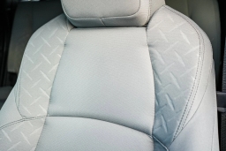 Toyota Tacoma 4WD SR5 Double Cab 5' Bed AT (Natl) 2026