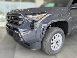 Toyota Tacoma 4WD SR5 Double Cab 6' Bed AT (Natl) 2026