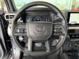 Toyota Tacoma 4WD SR5 Double Cab 6' Bed AT (Natl) 2026