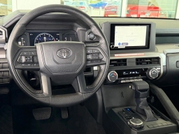 Toyota Tacoma 4WD SR5 Double Cab 6' Bed AT (Natl) 2026