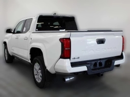 Toyota Tacoma 4WD SR5 Double Cab 6' Bed AT (Natl) 2026