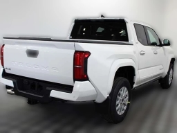 Toyota Tacoma 4WD SR5 Double Cab 6' Bed AT (Natl) 2026