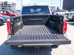 Toyota Tacoma 4WD TRD Sport Double Cab 5' Bed AT (Natl) 2026