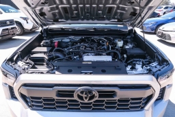 Toyota Tacoma 4WD TRD Sport Double Cab 5' Bed AT (Natl) 2026