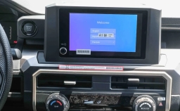Toyota Tacoma 4WD SR5 Double Cab 5' Bed AT (Natl) 2026