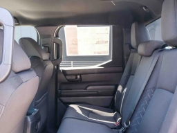 Toyota Tacoma 4WD SR5 Double Cab 5' Bed AT (Natl) 2026