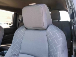 Toyota Tacoma 4WD SR5 Double Cab 5' Bed AT (Natl) 2026