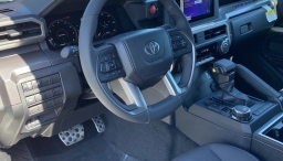 Toyota Tacoma 4WD TRD Sport Double Cab 6' Bed AT (Natl) 2026