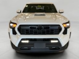 Toyota Tacoma 4WD TRD Sport Double Cab 5' Bed AT (Natl) 2026