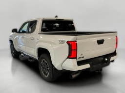 Toyota Tacoma 4WD TRD Sport Double Cab 5' Bed AT (Natl) 2026