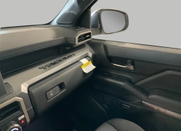 Toyota Tacoma 4WD TRD Sport Double Cab 5' Bed AT (Natl) 2026
