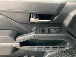 Toyota Tacoma 4WD TRD Sport Double Cab 5' Bed AT (Natl) 2026