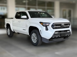 Toyota Tacoma 4WD SR5 Double Cab 6' Bed AT (Natl) 2026