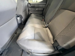 Toyota Tacoma 4WD SR5 Double Cab 6' Bed AT (Natl) 2026