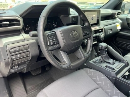 Toyota Tacoma 2WD SR XtraCab 6' Bed AT (Natl) 2026