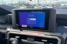 Toyota Tacoma 4WD SR XtraCab 6' Bed AT (Natl) 2026