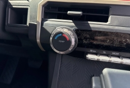 Toyota Tacoma 4WD SR XtraCab 6' Bed AT (Natl) 2026