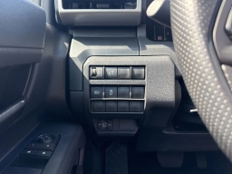 Toyota Tacoma 4WD SR XtraCab 6' Bed AT (Natl) 2026