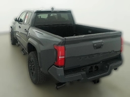 Toyota Tacoma 2WD SR5 Double Cab 6' Bed AT (Natl) 2026