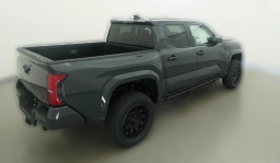 Toyota Tacoma 2WD SR5 Double Cab 6' Bed AT (Natl) 2026