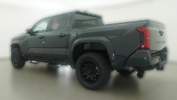 Toyota Tacoma 2WD SR5 Double Cab 6' Bed AT (Natl) 2026