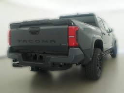 Toyota Tacoma 2WD SR5 Double Cab 6' Bed AT (Natl) 2026