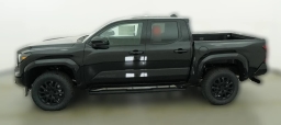 Toyota Tacoma 2WD SR5 Double Cab 5' Bed AT (Natl) 2026