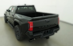 Toyota Tacoma 2WD SR5 Double Cab 5' Bed AT (Natl) 2026