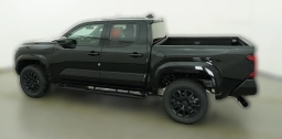 Toyota Tacoma 2WD SR5 Double Cab 5' Bed AT (Natl) 2026